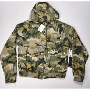 Forever 21 Camo Bomber Jacket Hood Womens Small 100% Cotton Pockets Snap Closure